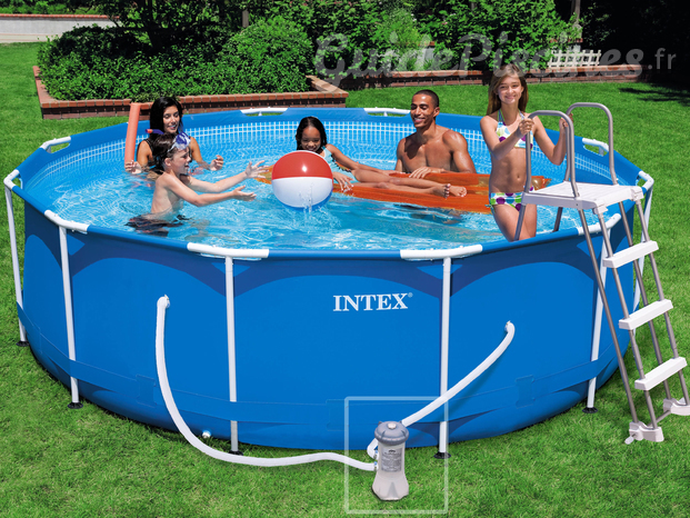 Installation d'une Pompe de piscine Intex par Raviday Piscine